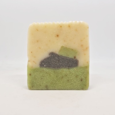 Sabonete quadrado bicolor com textura granulada