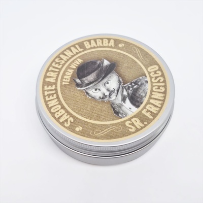 Lata de sabão artesanal para barba com imagem de gato vestido antigo