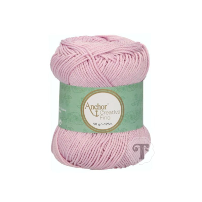 Novelo de fio cor-de-rosa claro com etiqueta verde Anchor Creativa