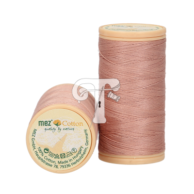 Dois carretéis de linha de algodão cor rosa velho com base e topo bege