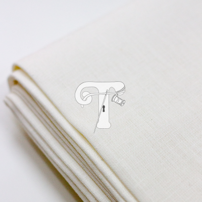 Pano de tecido branco dobrado