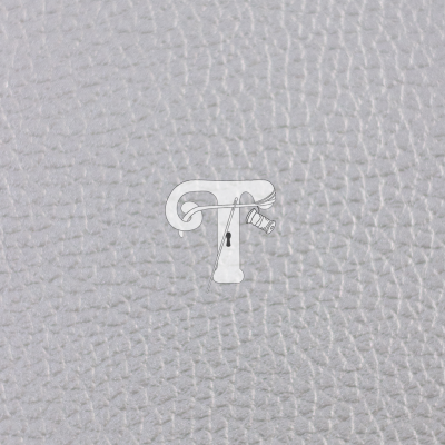 Superfície em couro cinzento com logótipo central em branco