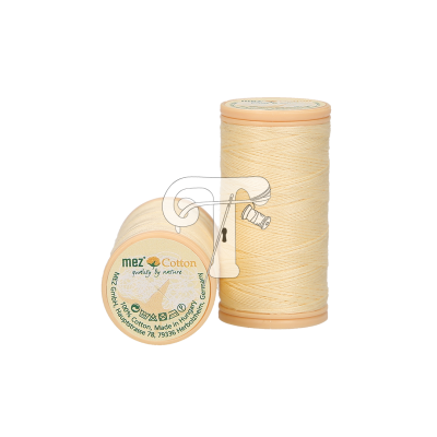 Dois carretéis de linha bege claro da MEZ Cotton com etiquetas visíveis