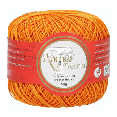 Novelo de fio para crochet laranja 3 camadas mercerizadas com rótulo vermelho