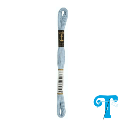 Linha de bordado azul clara Anchor com etiqueta e código 1033