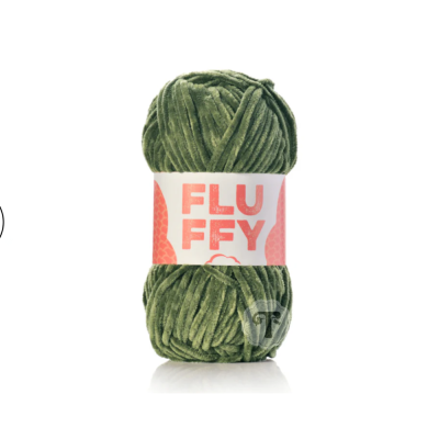 Novelo de lã verde musgo com etiqueta FLUFFY