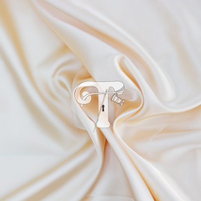 tecido de cetim cor creme claro com brilho acetinado