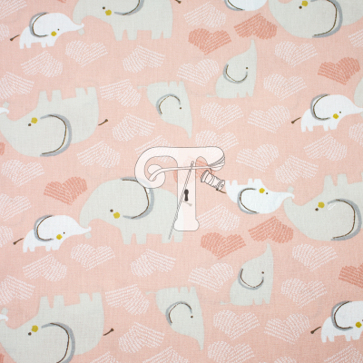 Tecido cor-de-rosa com elefantes cinza e corações rosa