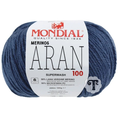 Novelo de lã azul escuro com etiqueta MONDIAL MERINOS ARAN 100