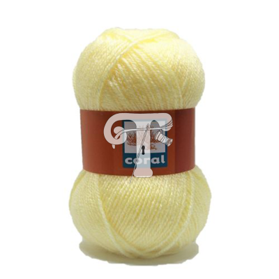 Novelo de lã amarelo claro com etiqueta marrom