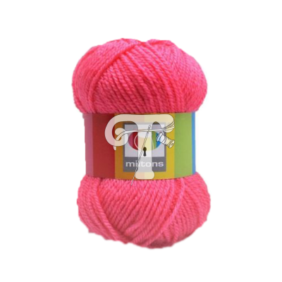 Novelo de lã rosa brilhante com etiqueta colorida