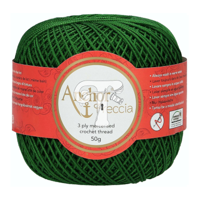 Rolo de linha de croché verde escuro com etiqueta vermelha Anchor Freccia