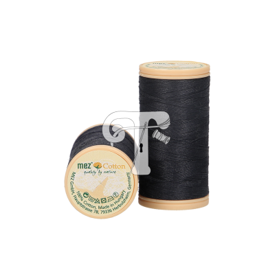 Duas bobinas de linha preta mez Cotton com etiquetas visíveis