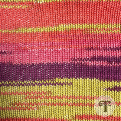 Tecido de malha colorido com riscas horizontais vermelho, amarelo, rosa e roxo