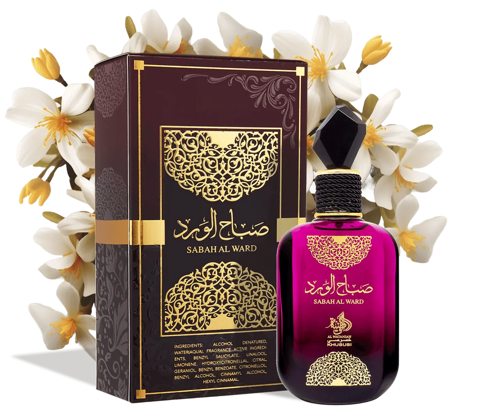 Frasco e caixa de perfume Sabah Al Ward com flores ao fundo