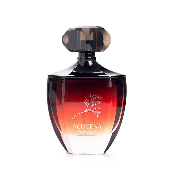 Frasco de perfume em vidro degradê vermelho para transparente com tampa preta e texto ACUCENA
