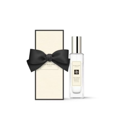 Perfume Jo Malone London Delicate Peony & Blush Sueder com caixa e laço preto