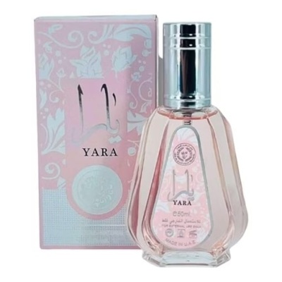 Frasco de perfume YARA com líquido rosa ao lado da caixa rosa decorada