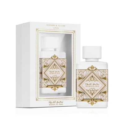 Frasco branco com design dourado e caixa branca com janela transparente