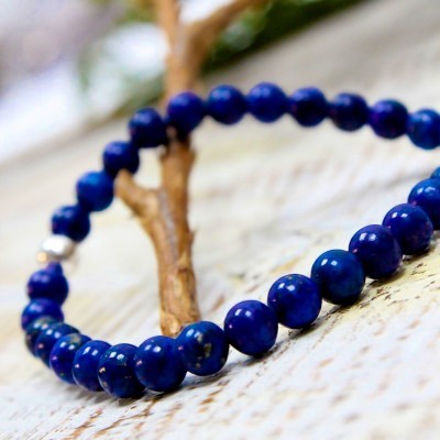 https://www.andreyadreams.com/product/pulseira-lapis-lazuli