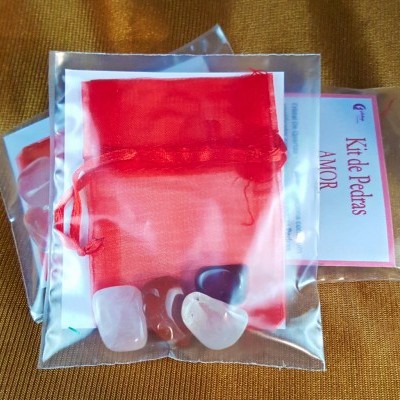 https://www.andreyadreams.com/product/kit-pedras-amor
