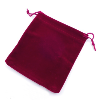 Saco pequeno de veludo vermelho escuro com cordão