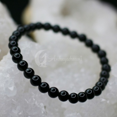 https://www.andreyadreams.com/product/pulseira-onix-6mm
