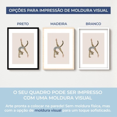 Três molduras para quadros em preto, madeira e branco, com desenho de gata em pose de dança