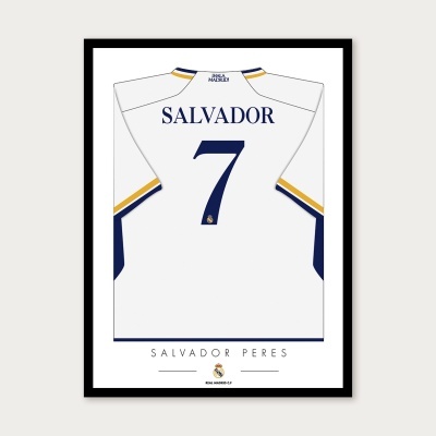 Poster com camisola branca de futebol número 7 e nome SALVADOR com detalhes em azul e amarelo.