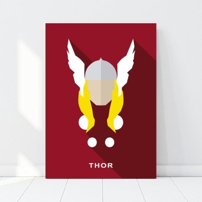 Poster estilizado do herói Thor com capacete cinzento com asas brancas, cabelo amarelo e texto 'THOR'