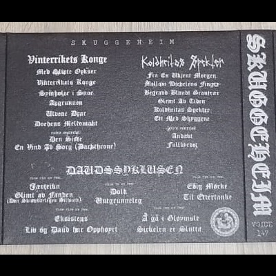 Caixa de CD de banda Insomnium com arte gótica e texto em branco sobre fundo preto