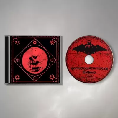 CD com capa preta e vermelha contendo marcas místicas e disco com desenho preto e vermelho