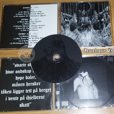 Dois CD duplos da banda Treelcase CB com capas transparentes e arte em preto e branco.