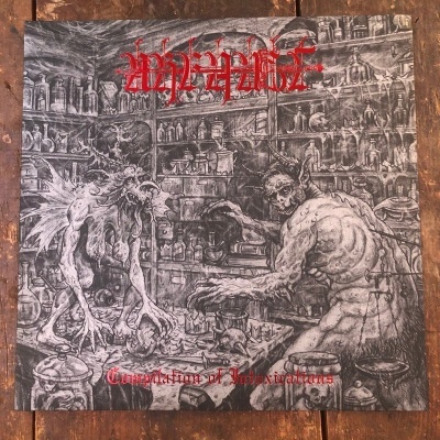 Capa de álbum de vinil com ilustração de monstros em laboratório e texto vermelho