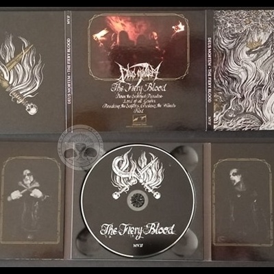 Álbum de música Darkthrone The Angry Black com capa, CD, livreto e embalagem em tons escuros