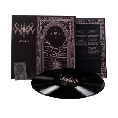 Vinil preto com capa decorativa e texto em roxo e preto