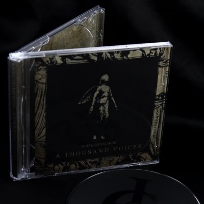 Capa de CD 'A THOUSAND VOICES' com arte gráfica escura e figura humana