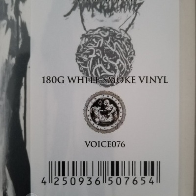 Etiqueta autocolante com informações de vinil branco fumado e código de barras