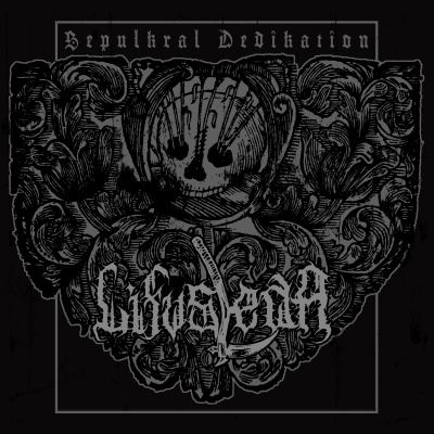 Desenho preto e branco com crânio, elementos florais, texto 'Sepulcral Dedikation' e 'Forgotten'.