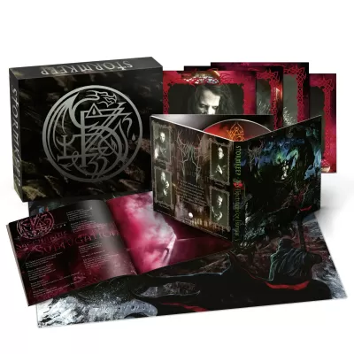 Edição especial colecionador de CD metal com capa, páginas internas e caixa preta