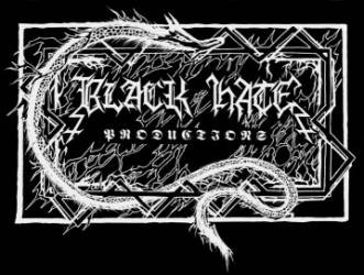 Logotipo preto e branco com dragão e texto 'BLACK BLADE PRODUCTIONS'