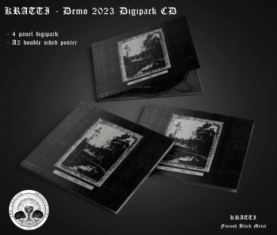 Dois digipacks de CD pretos com capa de fotografia a preto e branco de paisagem, texto promocional e selo com cogumelos.