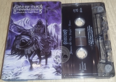 Cassete musical Obsecration Storm of the Lights Bane com capa gótica roxa e texto