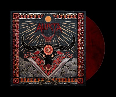 Capa de álbum de vinil com touro estilizado, caveiras e sabres, texto ALUKTA.