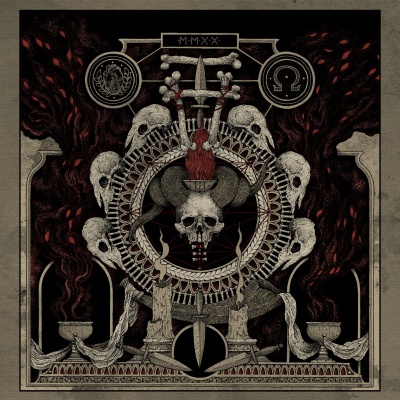 Ilustração decorativa com crânios, símbolos e fogo vermelho no centro.