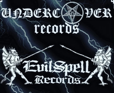 Logotipos e figuras demoníacas para gravadoras de música com fundo negro e raios azuis