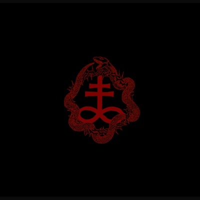 Símbolo vermelho de serpente em círculo mordendo a própria cauda com símbolo central em fundo preto