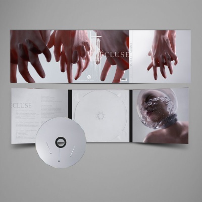 CD com capa mostrando mãos entrelaçadas e texto ECLUSE
