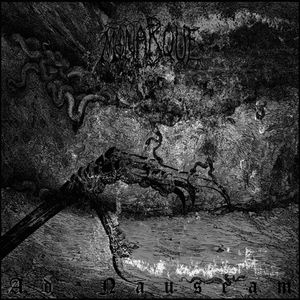 Capa de álbum musical com textura rústica e cobras contorcidas em preto e branco