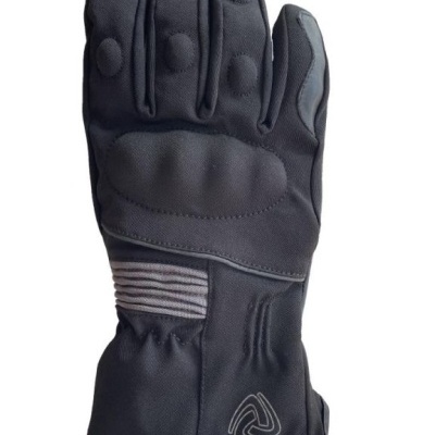Luva preta com reforços acolchoados e detalhes cinzentos